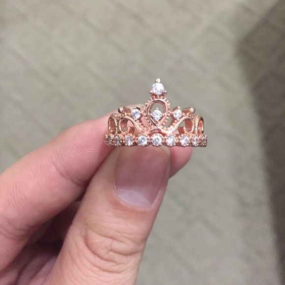 Rose Gold Austrian Crystal Princess Crown Ring - Picture 4 of 5